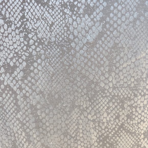 White House Black Market Black T Shirt - Picture 6 of 6